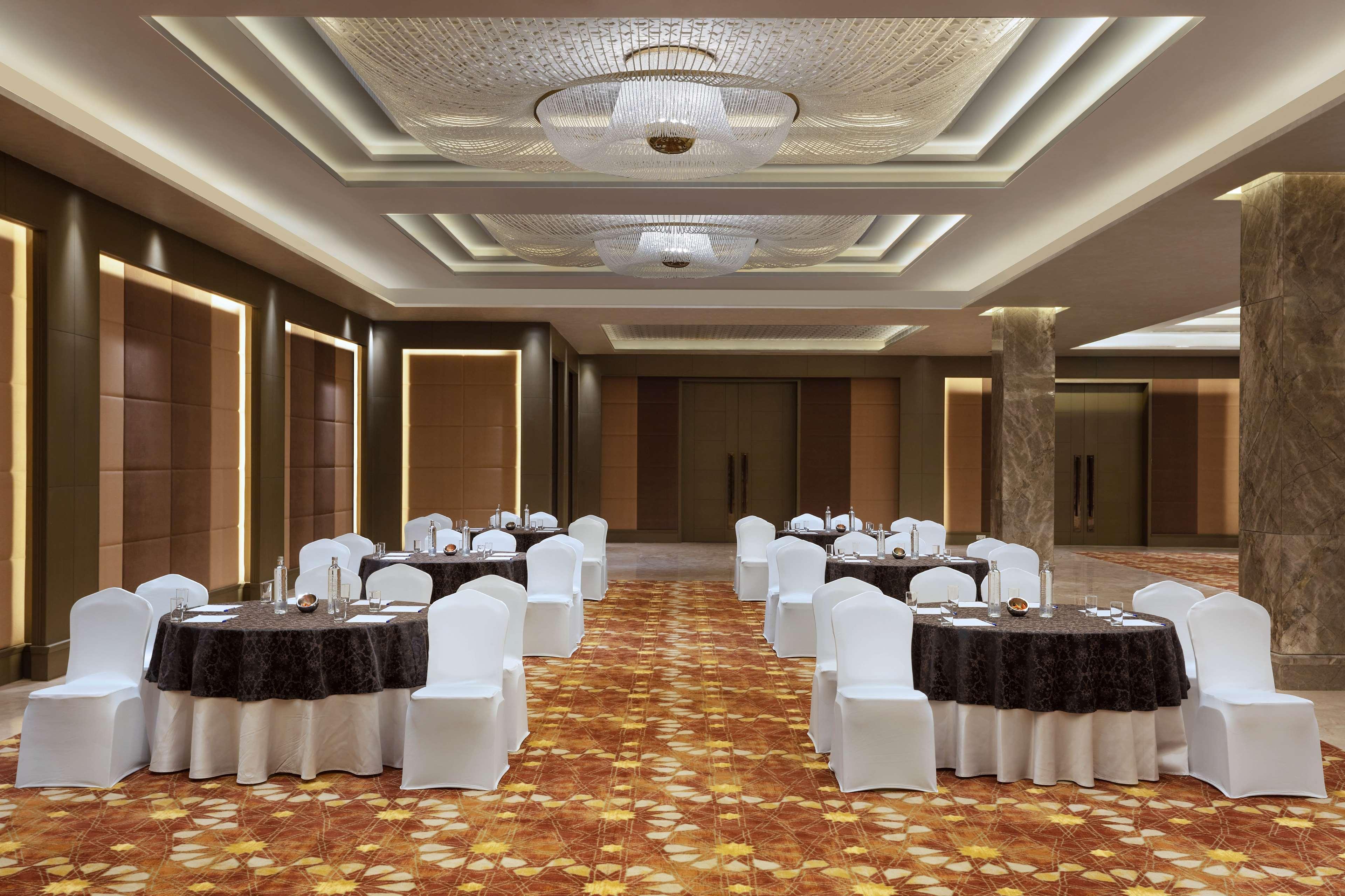 Doubletree By Hilton Jaipur Amer Exterior photo