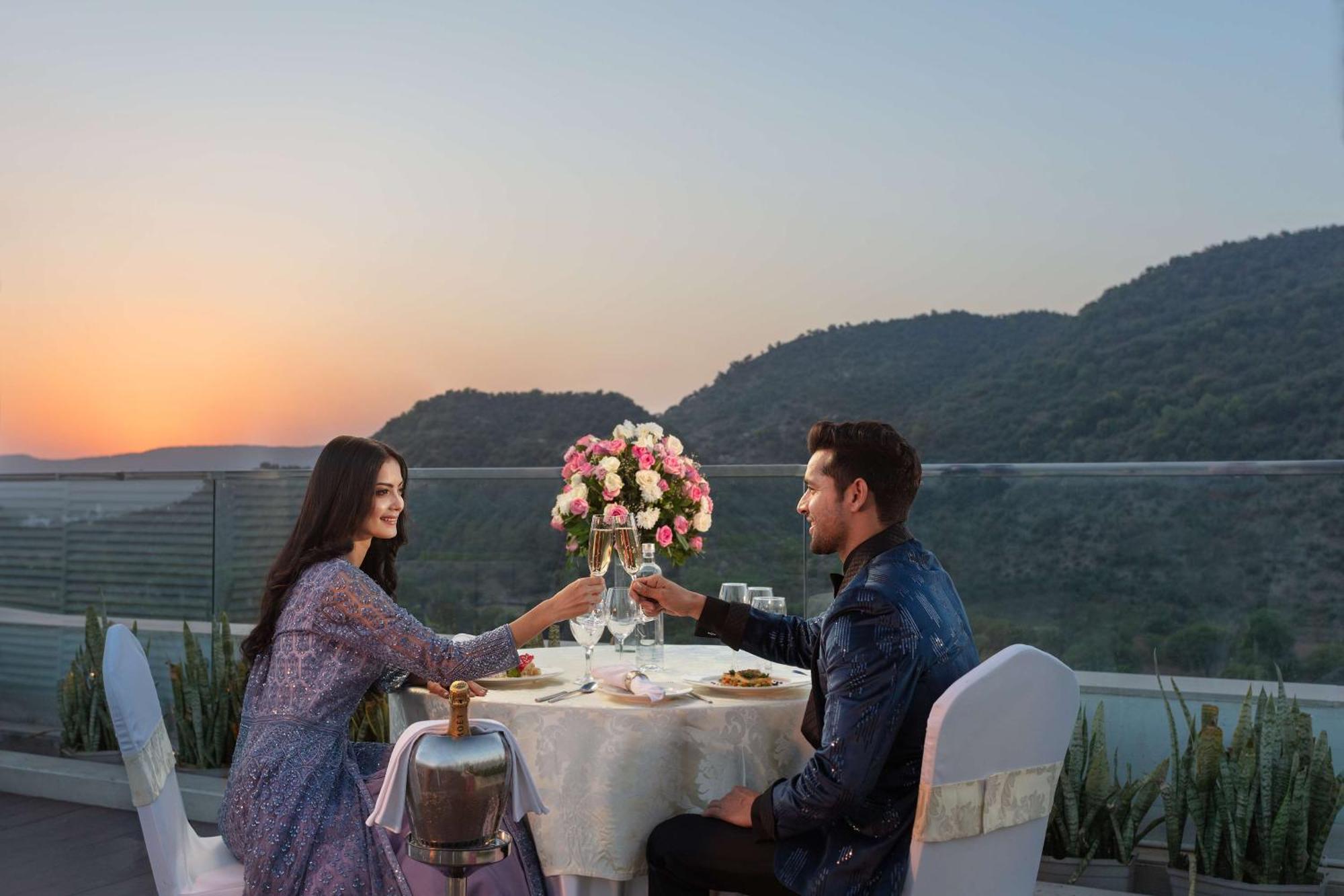Doubletree By Hilton Jaipur Amer Exterior photo
