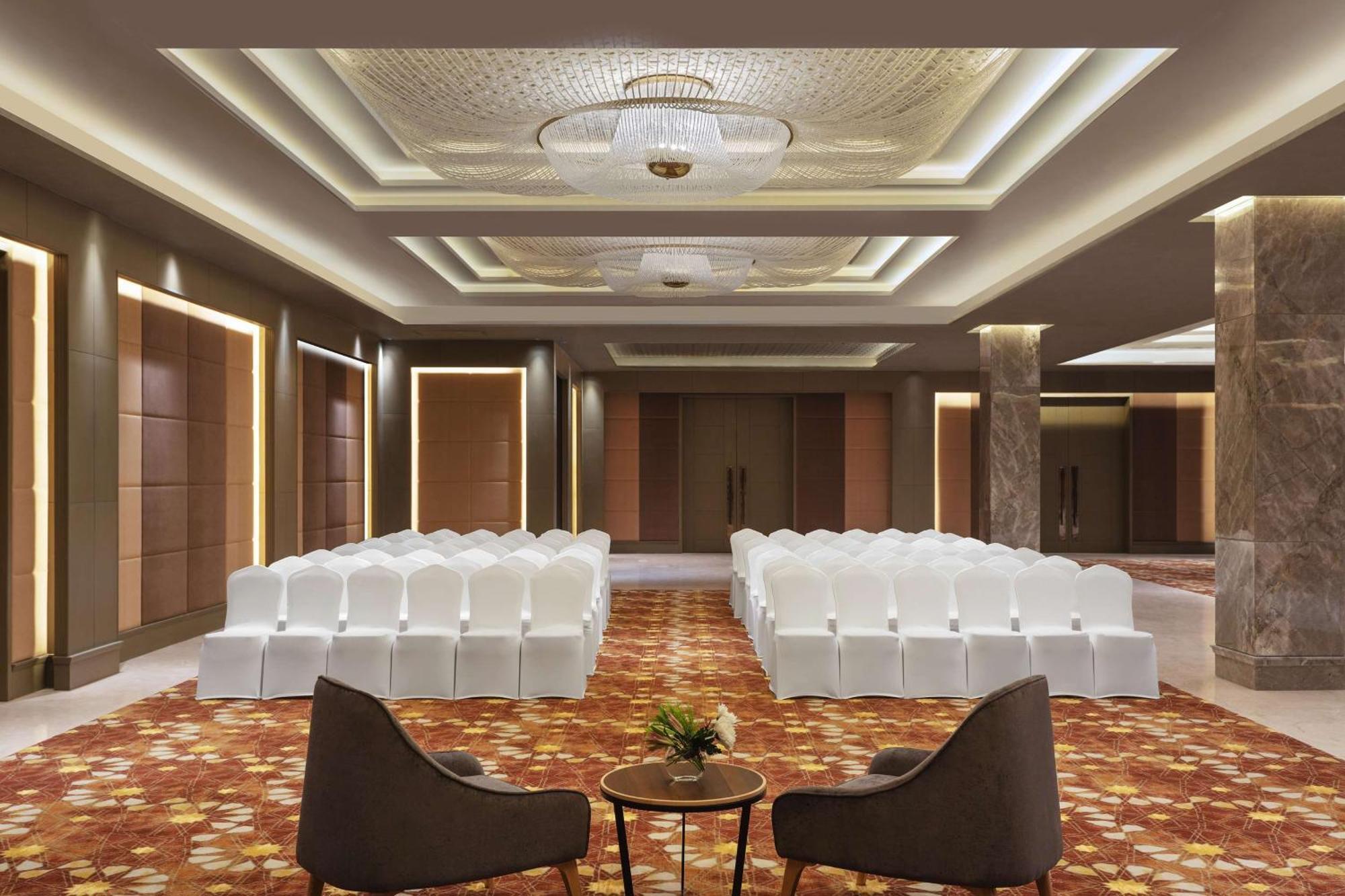 Doubletree By Hilton Jaipur Amer Exterior photo