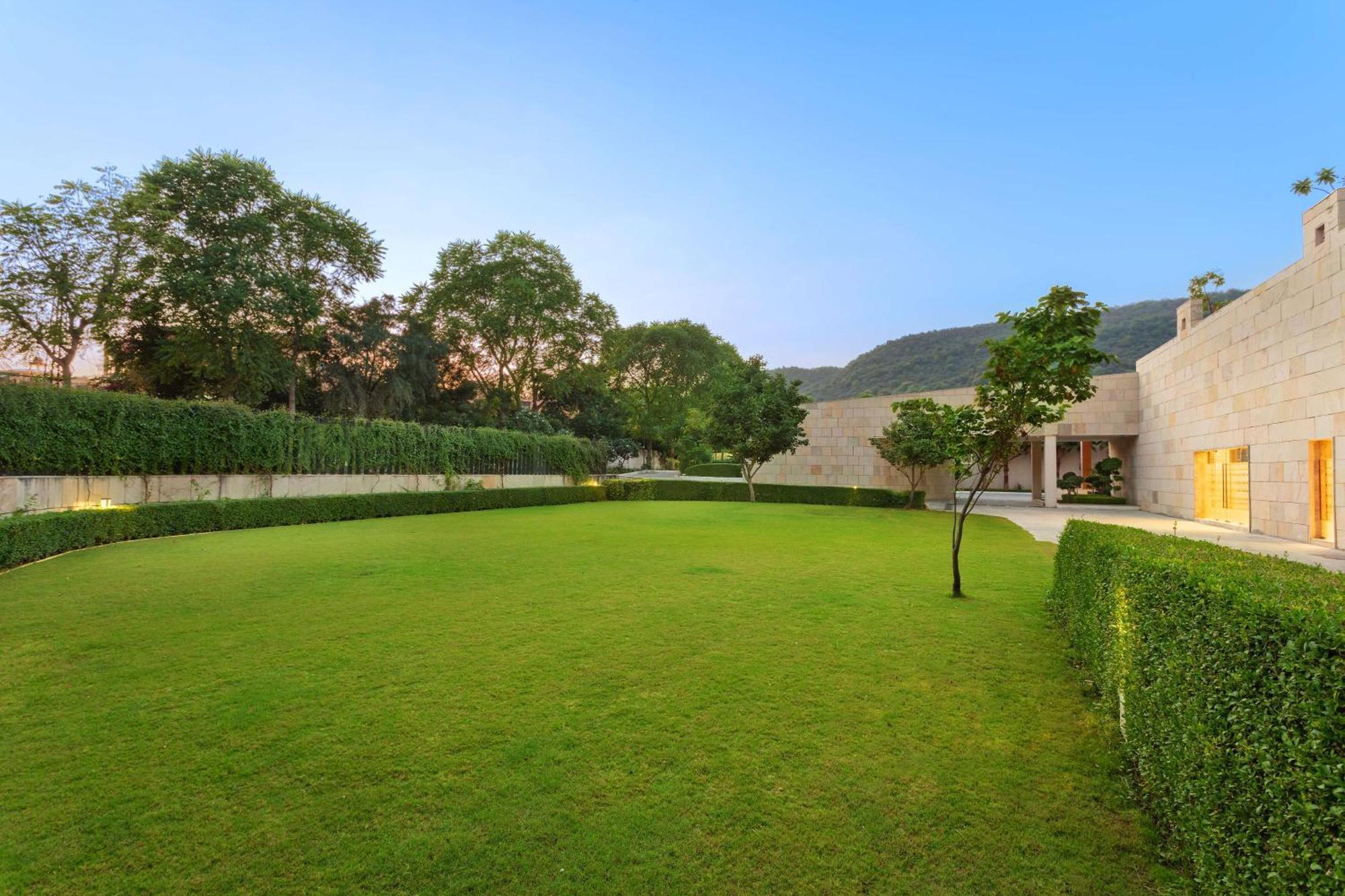Doubletree By Hilton Jaipur Amer Exterior photo
